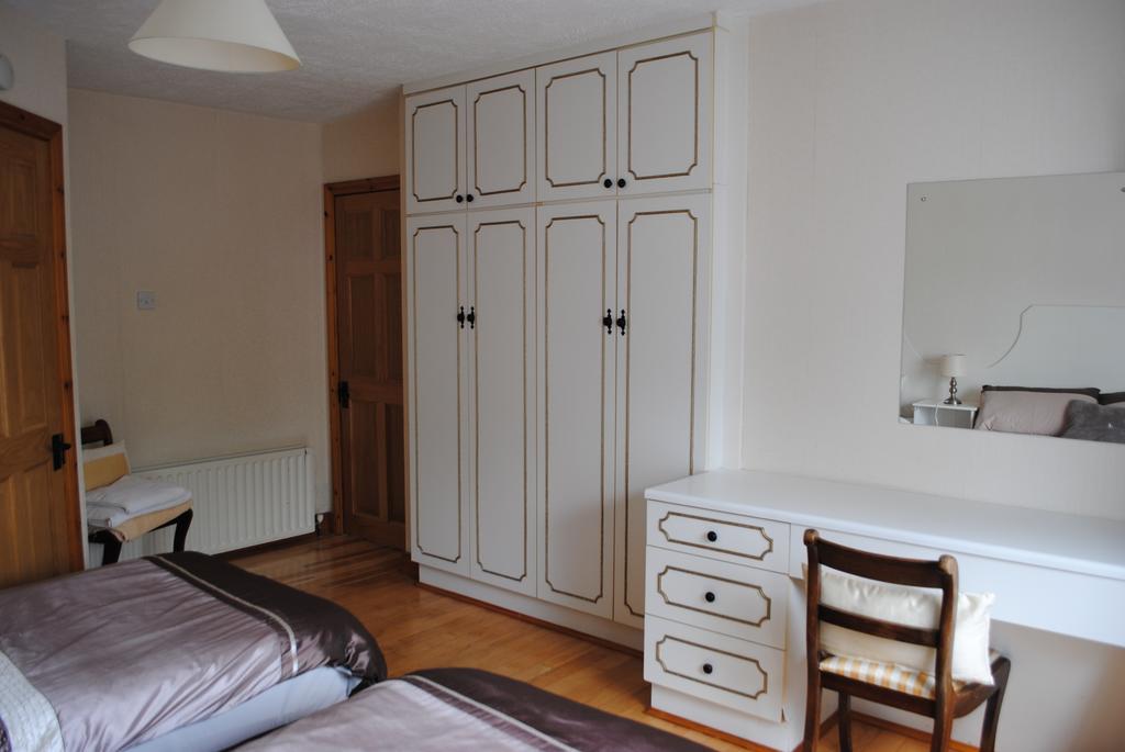 Milltown House Bed & Breakfast Donegal Town Room photo